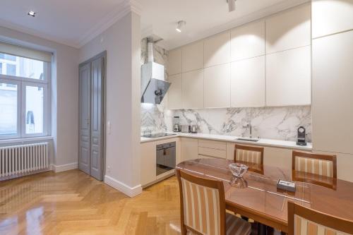 Luxury Apartment Schegargasse