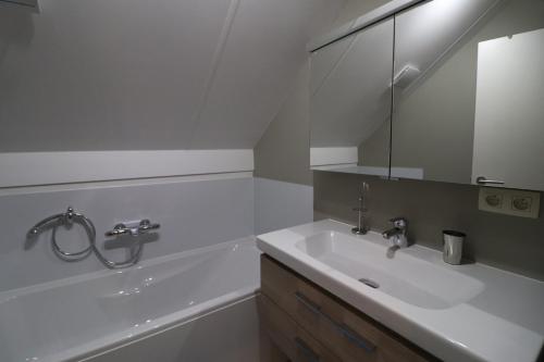 Ένα μπάνιο στο Stefjes Holiday Home