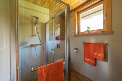 A bathroom at Apartment House Kongen