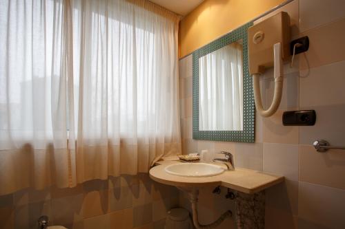 Ένα μπάνιο στο Hotel Restaurante Pontiñas