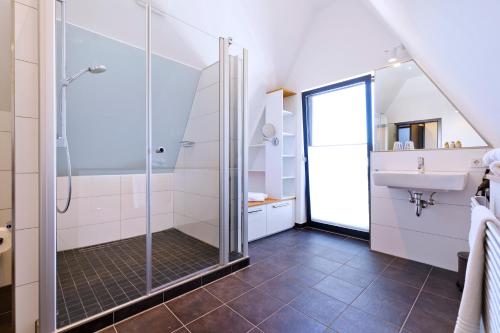 Logierhaus RheintorEins tesisinde bir banyo