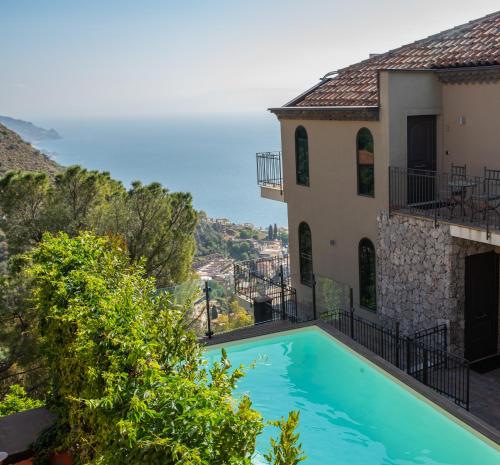 Swimmingpoolen hos eller tæt på Hotel Villa Ducale