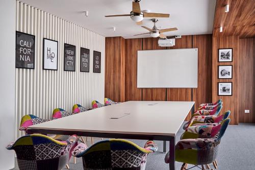 ibis Styles Aradにあるシーティングエリア