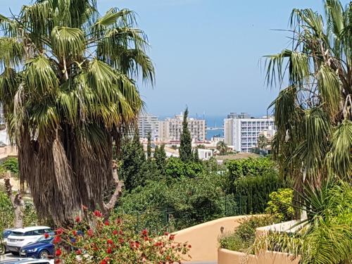 Beach and golf apartament