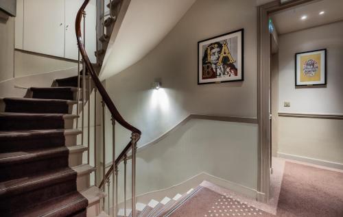 Hôtel Le Tourville by Inwood Hotels photo 34