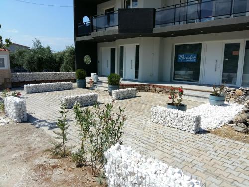Gallery image of Mirador Apartments in Limenas