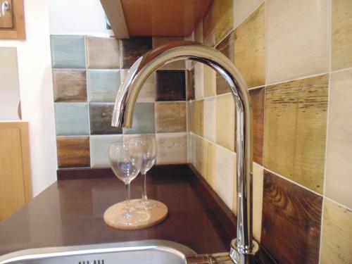 Bilik mandi di Apartamentos 14DeSande