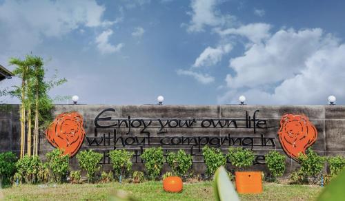 Certifikát, hodnocení, plakát nebo jiný dokument vystavený v ubytování The Sun resort Ratchaburi