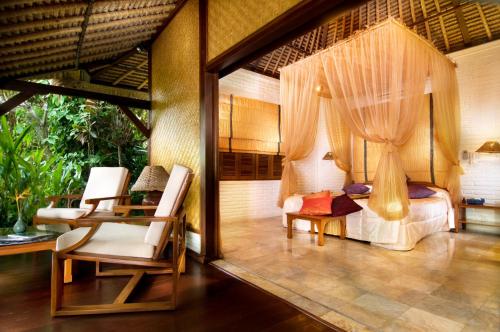 Un lugar para sentarse en The Water Garden Hotel