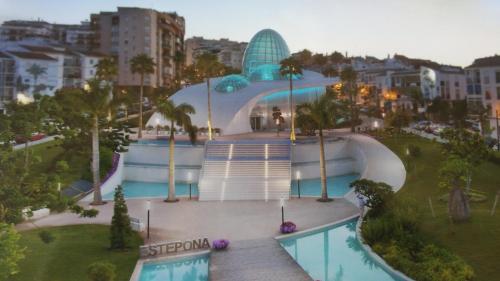 Estepona primera línea de playa, apartamento 2-4 personas