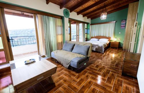 Lilian View Studio