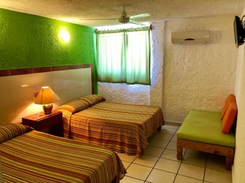 Gallery image of Suites Santa Barbara in Manzanillo