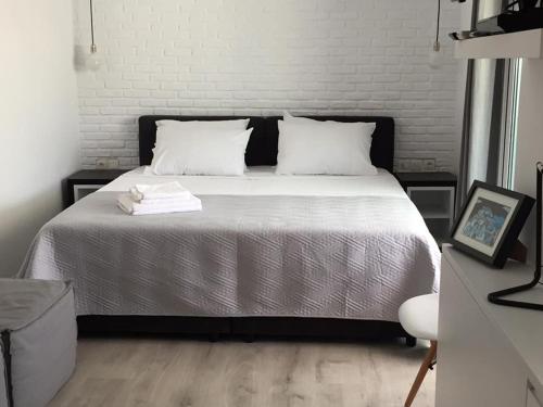 Athens View Loft - 01