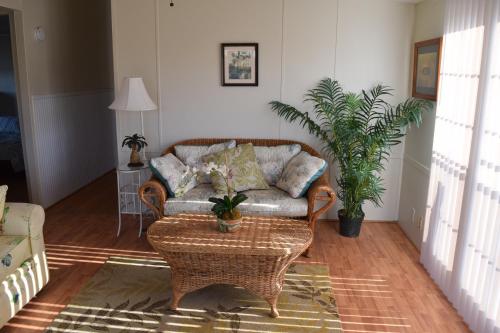 Gallery image of Gray Heron House in Charleston
