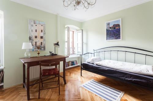 Postel nebo postele na pokoji v ubytování Guesthouse Galeb