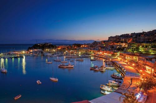 Penthouse Deluxe apartment at piraeus