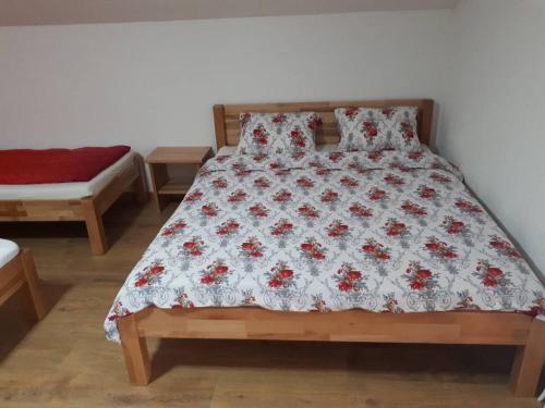 Postel nebo postele na pokoji v ubytování Apartmani Tajra