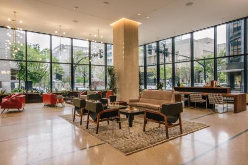 Fairlane Hotel Nashville, by Oliver Image