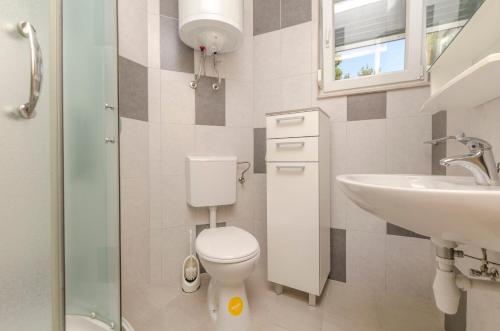 Kúpeľňa v ubytovaní Apartment Ivo