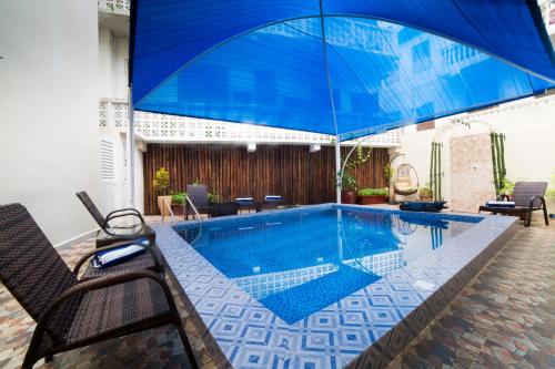 Kolam renang di atau dekat dengan Spice Palace Hotel