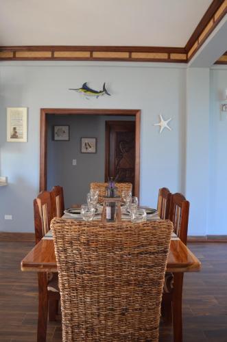 Φωτογραφία από το άλμπουμ του KhalKob's Estate σε Placencia Village