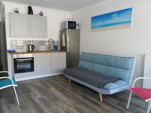 Kjøkken eller kjøkkenkrok på Le Nautilus - 2 adultes 3 enfants - Canet Plage - Vue Mer - Place Mediterranée
