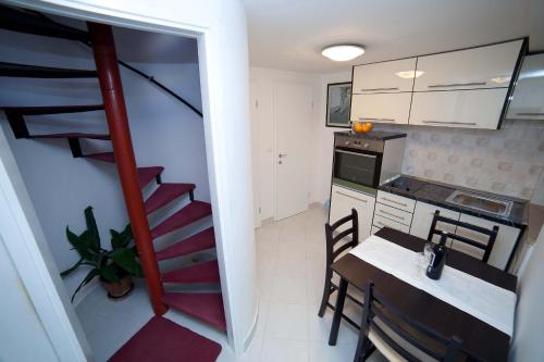 Cuina o zona de cuina de Buža Apartment