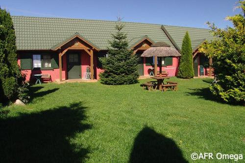 Vonkajšia záhrada v ubytovaní Bungalowy MARINA GREEN
