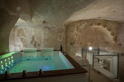 Gallery image of L'Hotel In Pietra in Matera