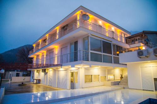 Gallery image of Vila Nikezić in Sutomore