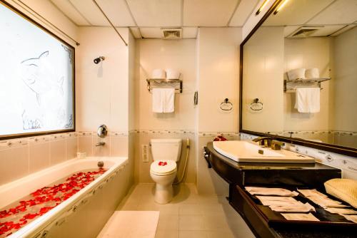 Koupelna v ubytování Huong Giang Hotel Resort & Spa