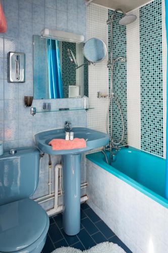 Un baño de Hôtel Paris Voltaire