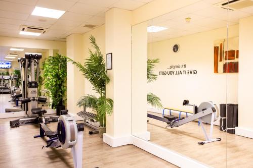 Γυμναστήριο ή/και όργανα γυμναστικής στο Fraser Suites Paris La Défense