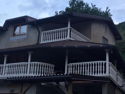 Balkón nebo terasa v ubytování Apartmani Tajra