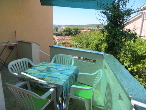 Apartment Ema Krk