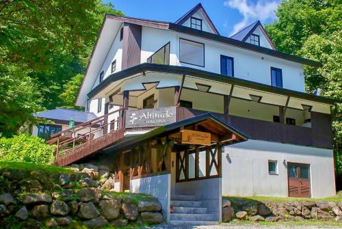 Altitude Apartments Hakuba