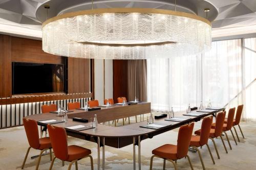 Μια τηλεόραση ή/και κέντρο ψυχαγωγίας στο Hyatt Regency Riyadh Olaya