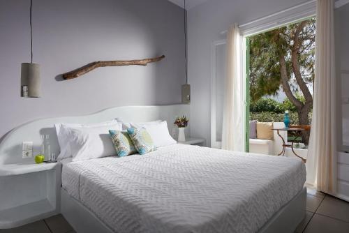 Eleni House photo 3