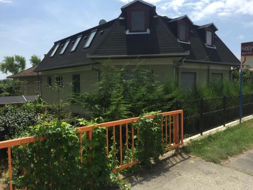 Gallery image of Páros faház in Balatonföldvár