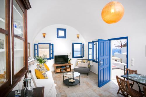 Gallery image of Evilio Houses in Oia