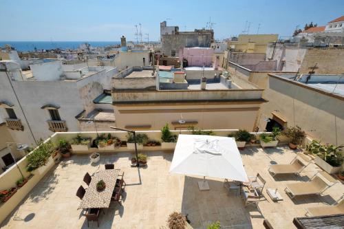 an aerial view of a rooftop of a building at Casa Nelly in Gallipoli
