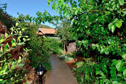 Jardin de l'établissement Nof 10