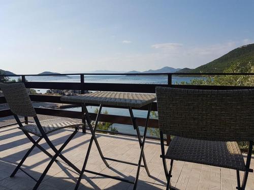 En balkong eller terrass på Holiday home >Nikola< Brijesta