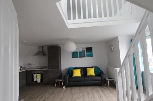2 Serviced Apartments in Childwall-South Liverpool - Each Apartment Sleeps 6 Image