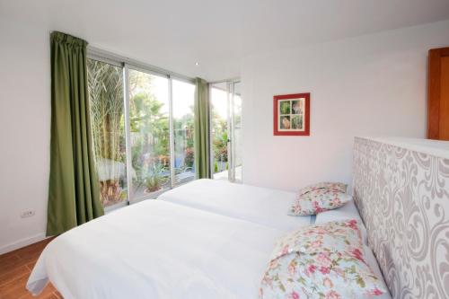 Afbeelding uit fotogalerij van Apartamentos Adjovimar in Los Llanos de Aridane