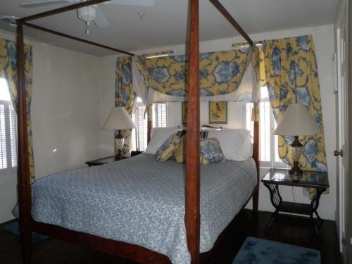 Posteľ alebo postele v izbe v ubytovaní The Tilton Inn