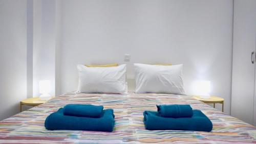 Katil atau katil-katil dalam bilik di Spacious Modern Apartment in Athens near Metro