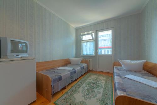 Gallery image of Hotel Topol in Anapa