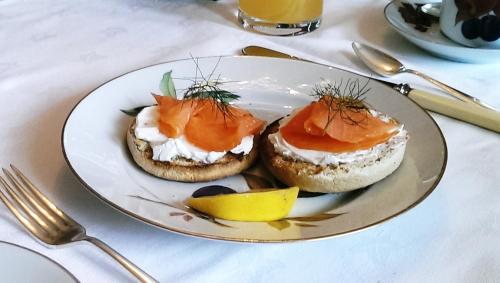 ゲストハウスの敷地内または近くでの食事または食べ物