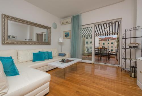 ANDOR - Lux, two beautiful terraces with sea & sunset view